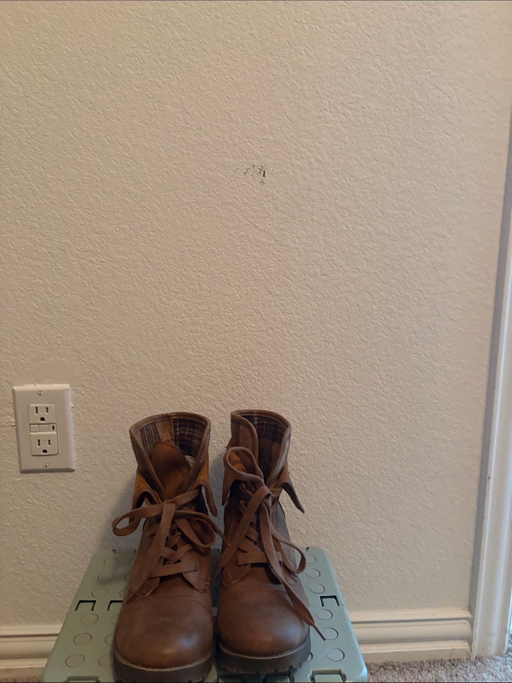 Rock & Candy Brown Lace-Up Leather Ankle Boots